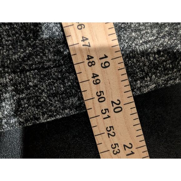 Fabletics Keeva Pullover Heather Gray Black Women's Size XL Sweatshirt Shirt Top - Picture 13 of 15